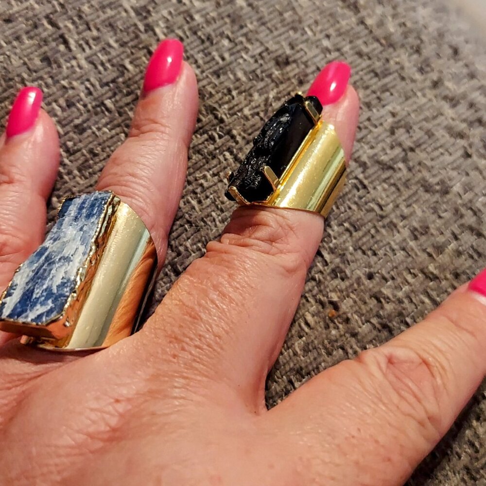 Rings - Picture 6 of 6